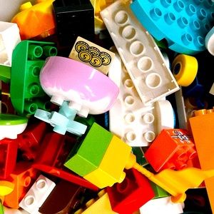 LEGO DUPLO LOT B 39 PIECES MIXED